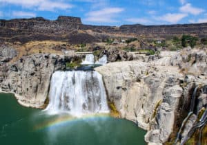 Shoshone Falls waterfall and beautiful scenery and sky