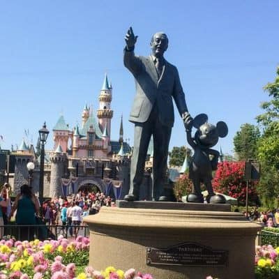 These seriously are the Best Disneyland Vacation Deal- This blog has the best Disney deals that are updated often so that you we can take the most amazing Disney trip with our families. I would highly suggest you bookmark this page and check it often for the best deals and packages whenever traveling to Disneyland.
