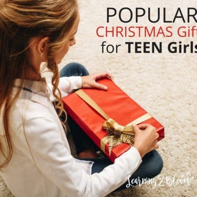 Check out some of the most popular and practical Christmas gifts for teen girls. I love the colors and style and there are enough ideas that you will most likely find something for the teen you're buying for. #teengifts