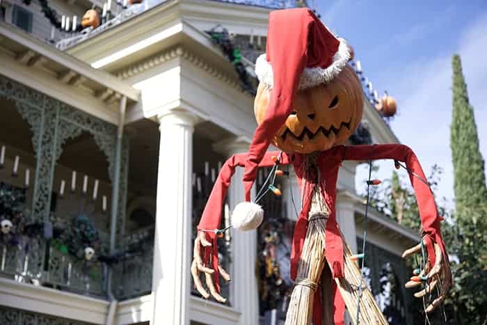 See the Disney Haunted mansion while you can